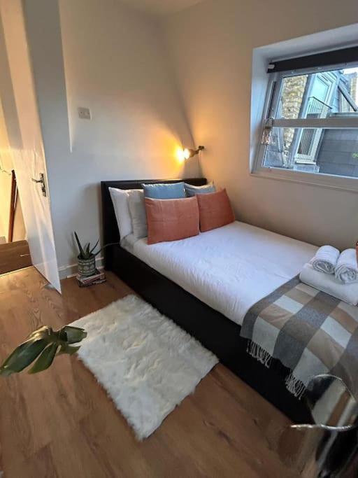 Apartmán Charming Fulham Flat Londýn Exteriér fotografie